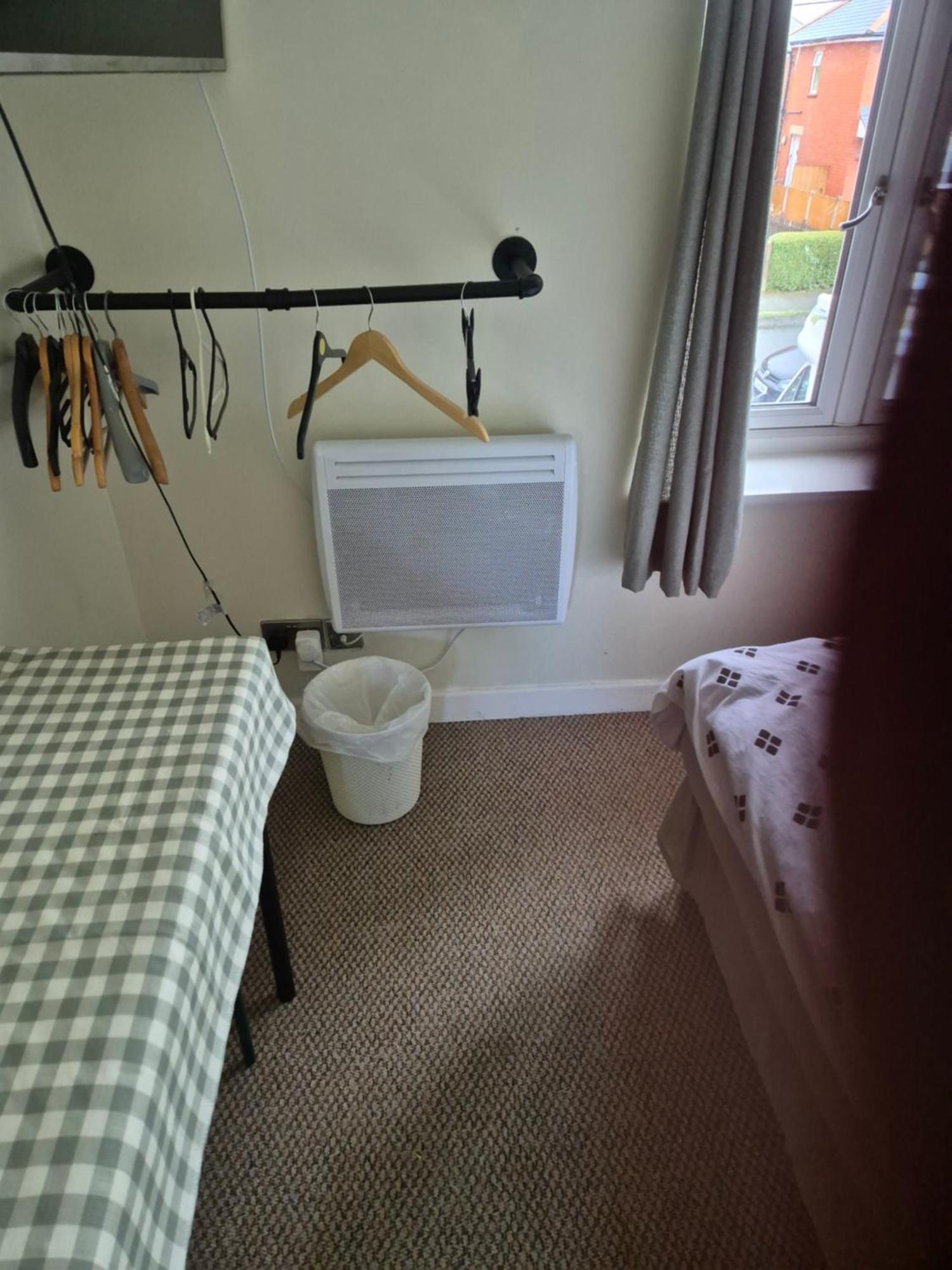 Accomadation Wrexham Exterior foto